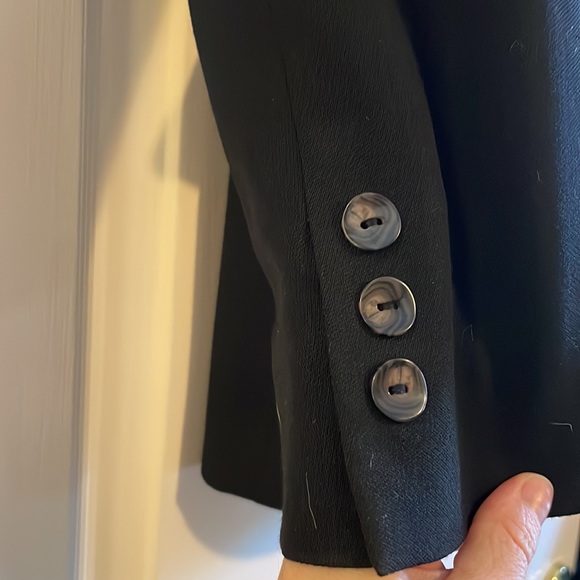 Liz Claiborne Black Wool Blazer. Women’s Size 4. - Picture 4 of 11